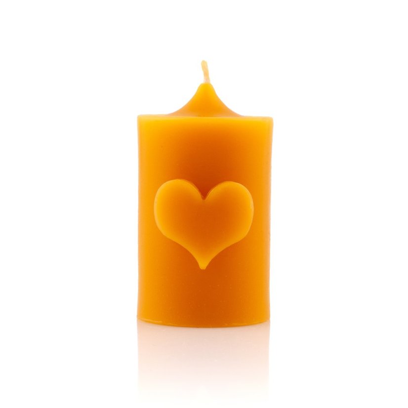 Low pillar with heart