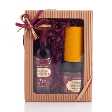 Magic honey box with cinnamon & plum yuminnes