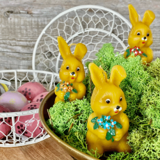 Veľký maľovaný zajko s kvetinkami